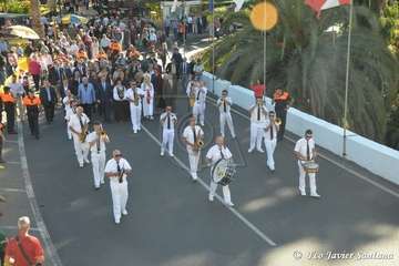 Miles de personas celebran el día de Santa Lucía en Las Tirajanas (Foto Francisco Javier Santana)